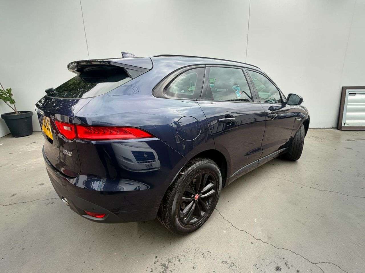 2018 JAGUAR F-PACE 2018 JAGUAR F-PACE