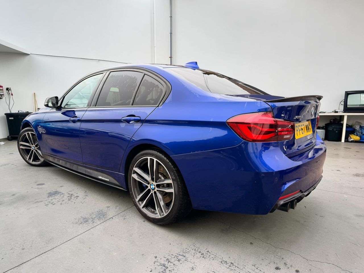 A 2018 BMW 3 SERIES 3.0 335d M Sport Shadow Edition Saloon 4dr Diesel Auto xDrive Euro 6 (s/s) A 2018 BMW 3 SERIES 3.0 335d M Sport Shadow Edition Saloon 4dr Diesel Auto xDrive Euro 6 (s/s)
