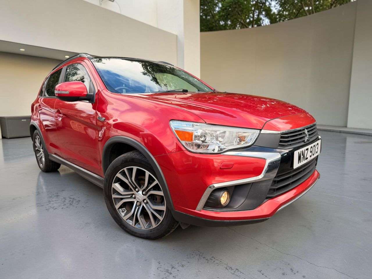 A 2017 MITSUBISHI ASX 2.2 DI-D 4 SUV 5dr Diesel Auto 4WD Euro 6 (147 ps) A 2017 MITSUBISHI ASX 2.2 DI-D 4 SUV 5dr Diesel Auto 4WD Euro 6 (147 ps)
