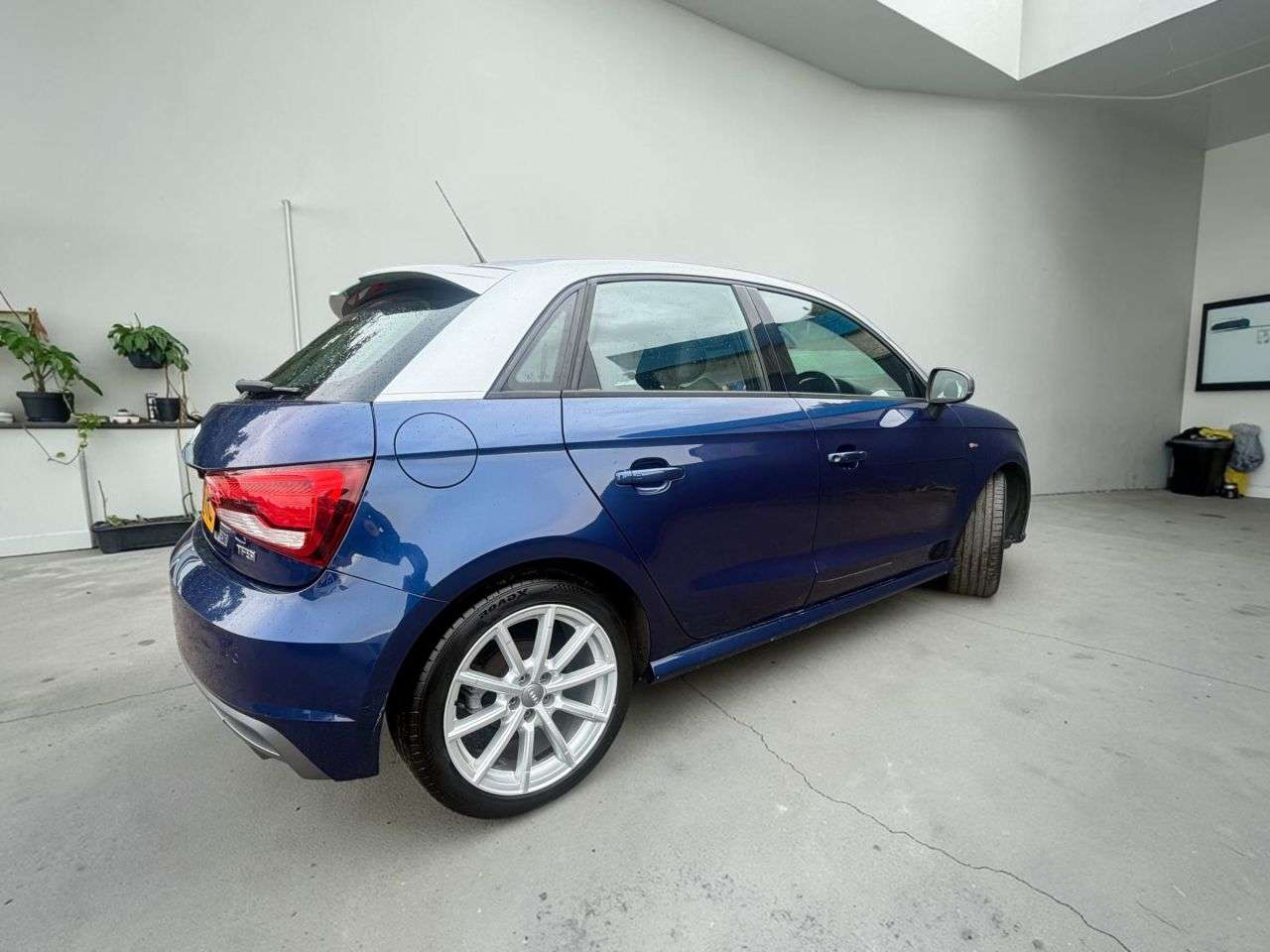 A 2017 AUDI A1 1.4 TFSI S line Sportback 5dr Petrol Manual Euro 6 (s/s) (125 ps) A 2017 AUDI A1 1.4 TFSI S line Sportback 5dr Petrol Manual Euro 6 (s/s) (125 ps)