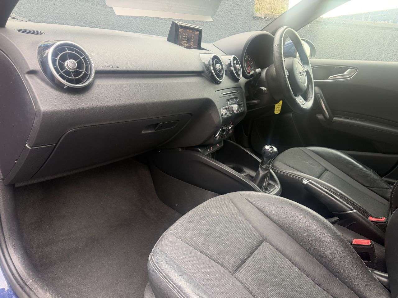 2017 AUDI A1 2017 AUDI A1
