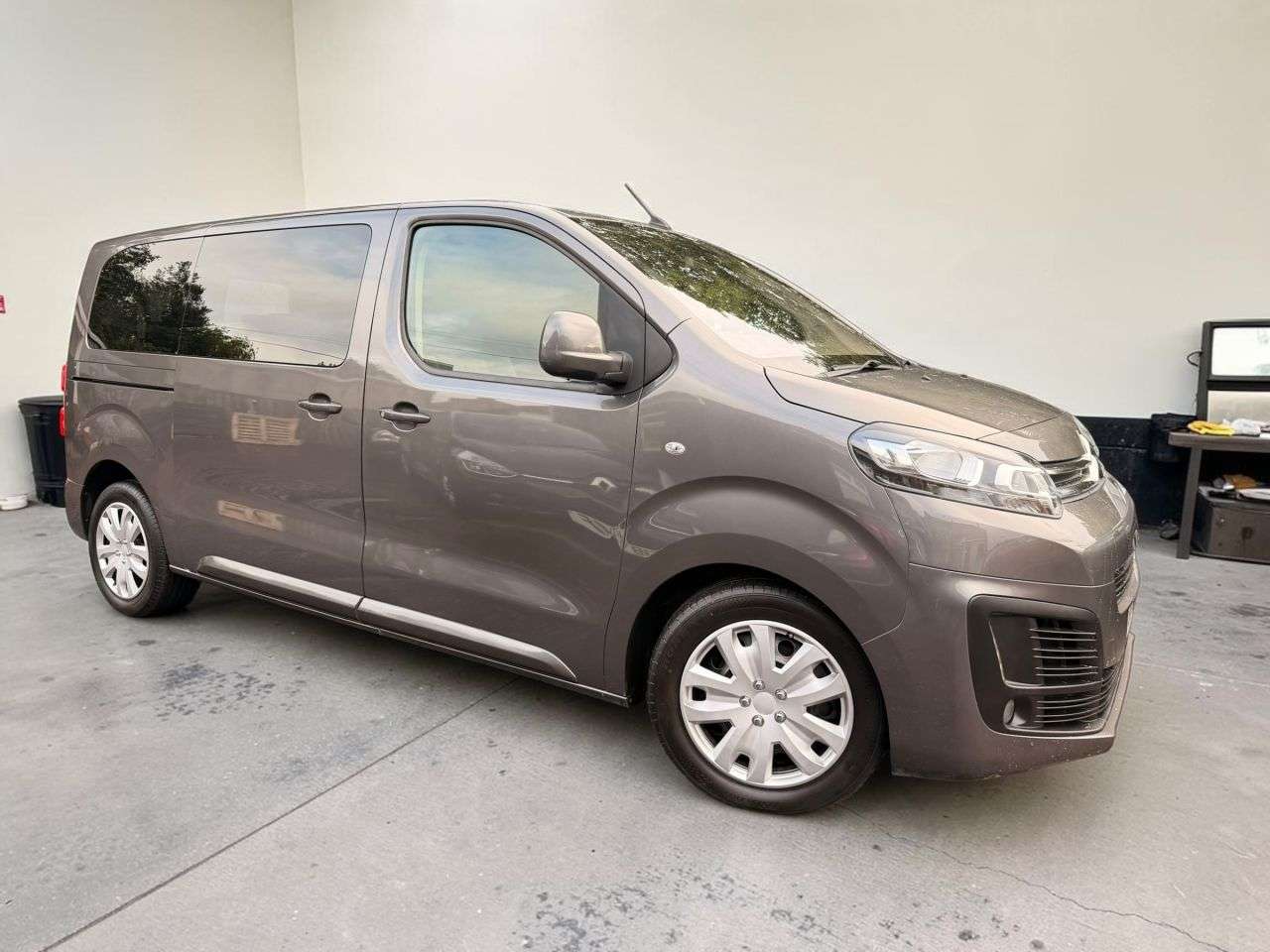 A 2018 CITROEN SPACETOURER 1.5 BlueHDi Feel M MPV 5dr Diesel Manual MWB Euro 6 (s/s) (120 ps) A 2018 CITROEN SPACETOURER 1.5 BlueHDi Feel M MPV 5dr Diesel Manual MWB Euro 6 (s/s) (120 ps)
