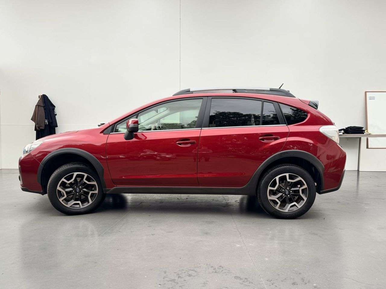A 2017 SUBARU XV 2.0i SE SUV 5dr Petrol Manual 4WD Euro 6 (s/s) (150 ps) * 1 OWNER * FULL SE A 2017 SUBARU XV 2.0i SE SUV 5dr Petrol Manual 4WD Euro 6 (s/s) (150 ps) * 1 OWNER * FULL SE