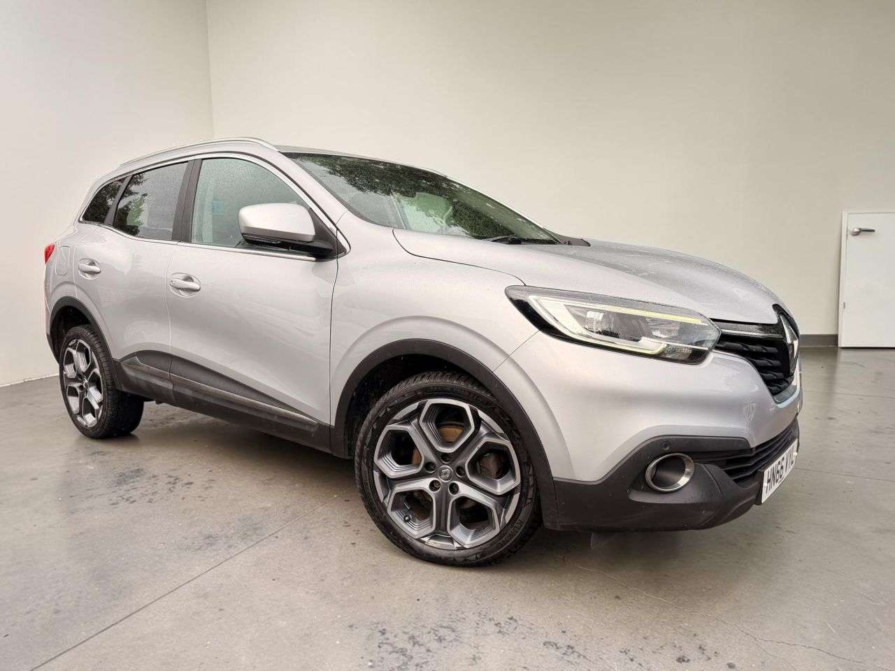 A 2016 RENAULT KADJAR 1.6 dCi Dynamique S Nav SUV 5dr Diesel Manual 4WD Euro 6 (s/s) (130 ps) *** A 2016 RENAULT KADJAR 1.6 dCi Dynamique S Nav SUV 5dr Diesel Manual 4WD Euro 6 (s/s) (130 ps) ***