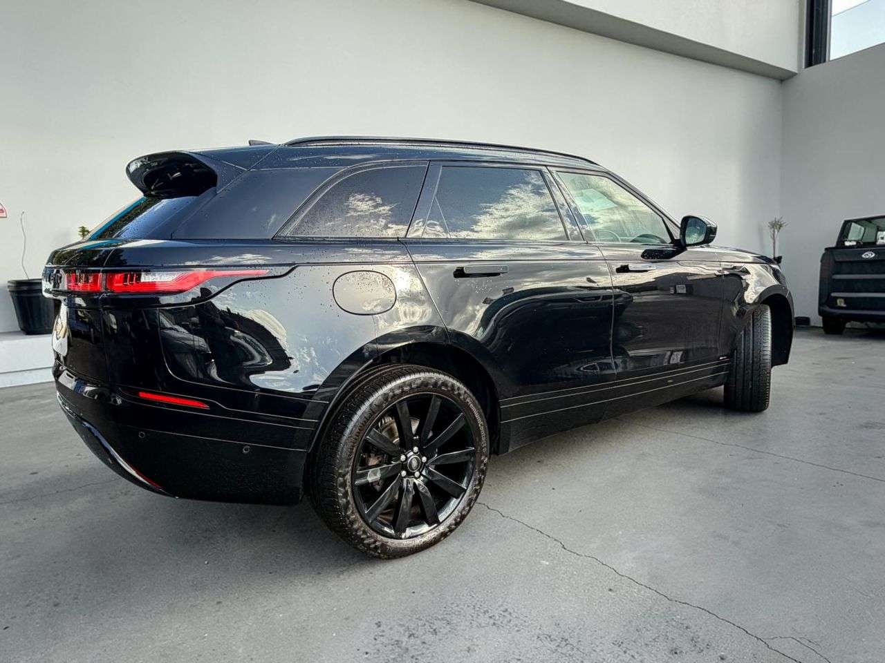 2018 LAND ROVER RANGE ROVER VELAR 2018 LAND ROVER RANGE ROVER VELAR