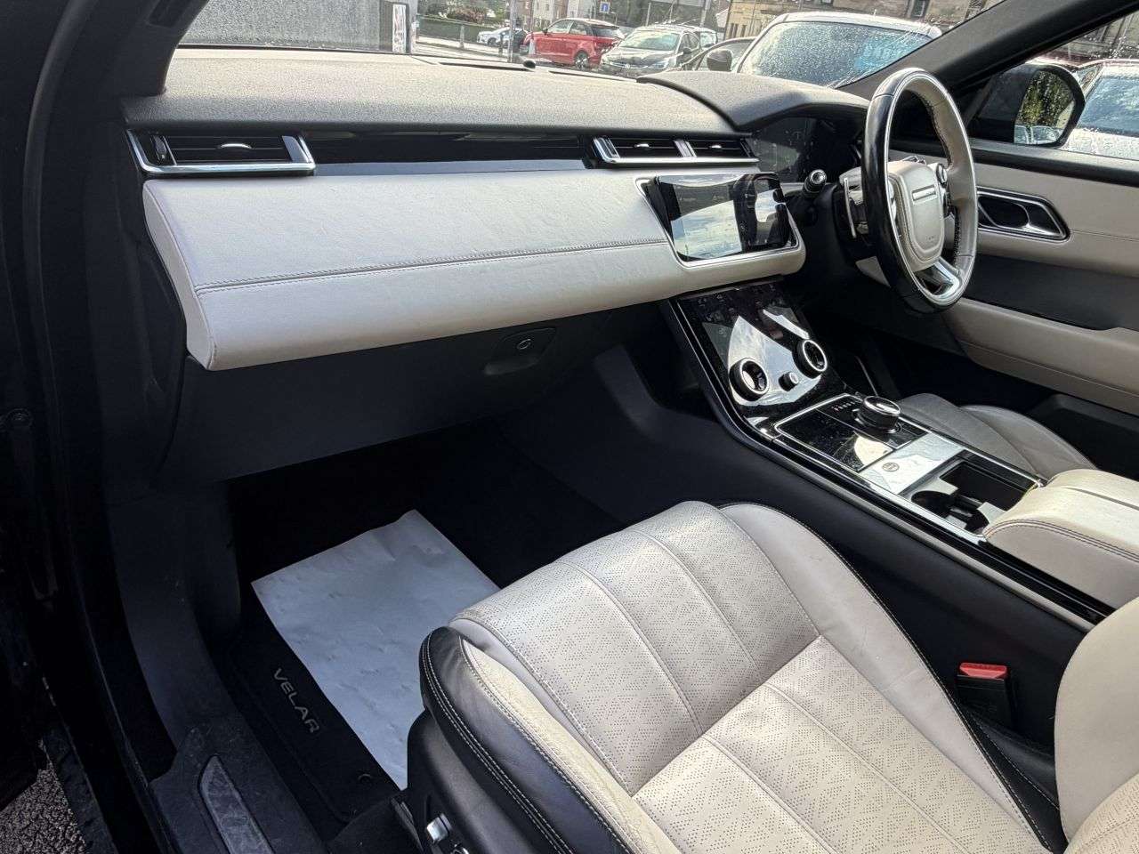 2018 LAND ROVER RANGE ROVER VELAR 2018 LAND ROVER RANGE ROVER VELAR