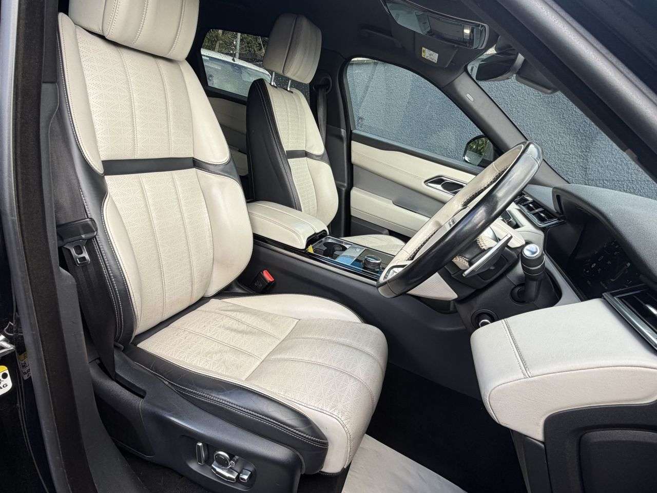 2018 LAND ROVER RANGE ROVER VELAR 2018 LAND ROVER RANGE ROVER VELAR