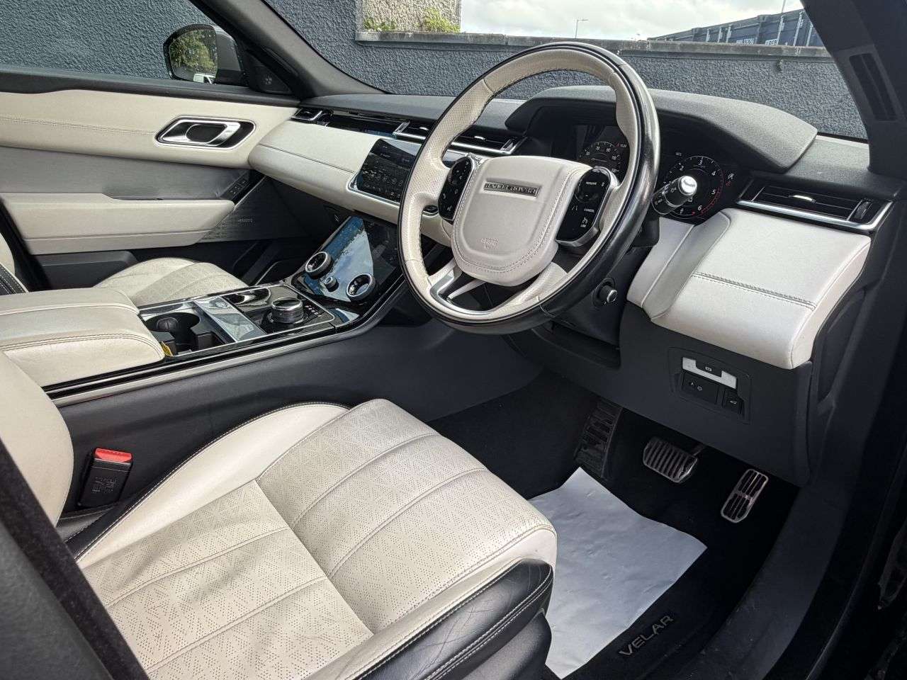 2018 LAND ROVER RANGE ROVER VELAR 2018 LAND ROVER RANGE ROVER VELAR