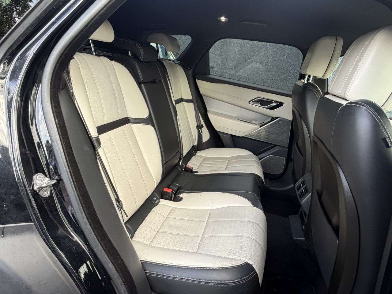 2018 LAND ROVER RANGE ROVER VELAR 2018 LAND ROVER RANGE ROVER VELAR