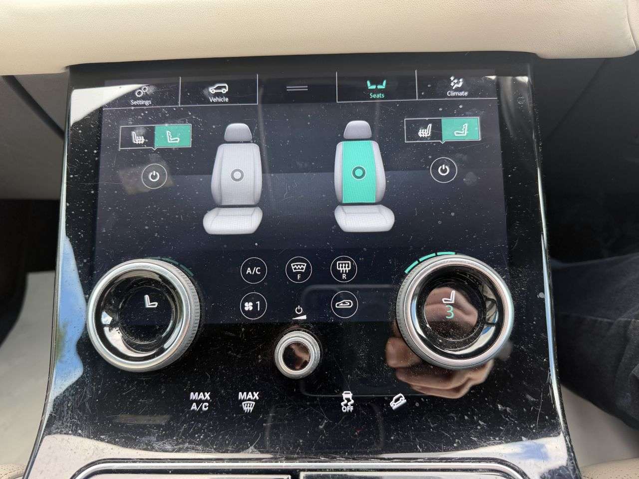 2018 LAND ROVER RANGE ROVER VELAR 2018 LAND ROVER RANGE ROVER VELAR