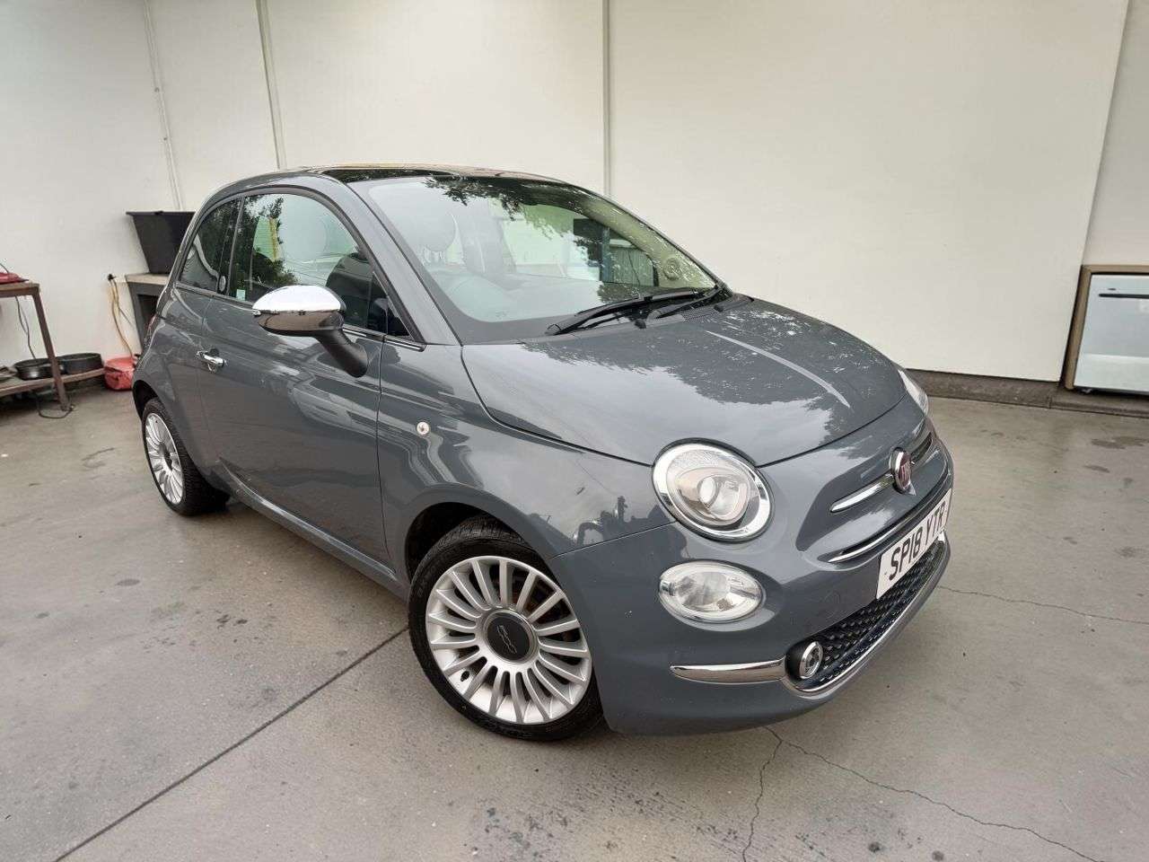 A 2018 FIAT 500 1.2 Mirror Hatchback 3dr Petrol Manual Euro 6 (s/s) (69 bhp) *** ONLY 58K M A 2018 FIAT 500 1.2 Mirror Hatchback 3dr Petrol Manual Euro 6 (s/s) (69 bhp) *** ONLY 58K M