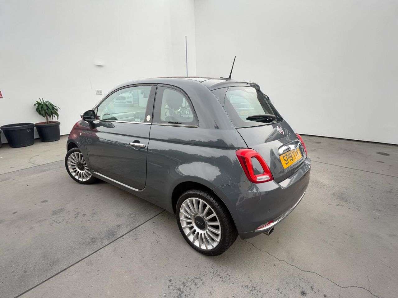 2018 FIAT 500 2018 FIAT 500