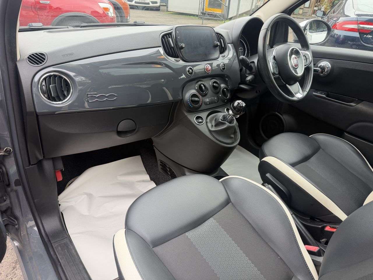 2018 FIAT 500 2018 FIAT 500