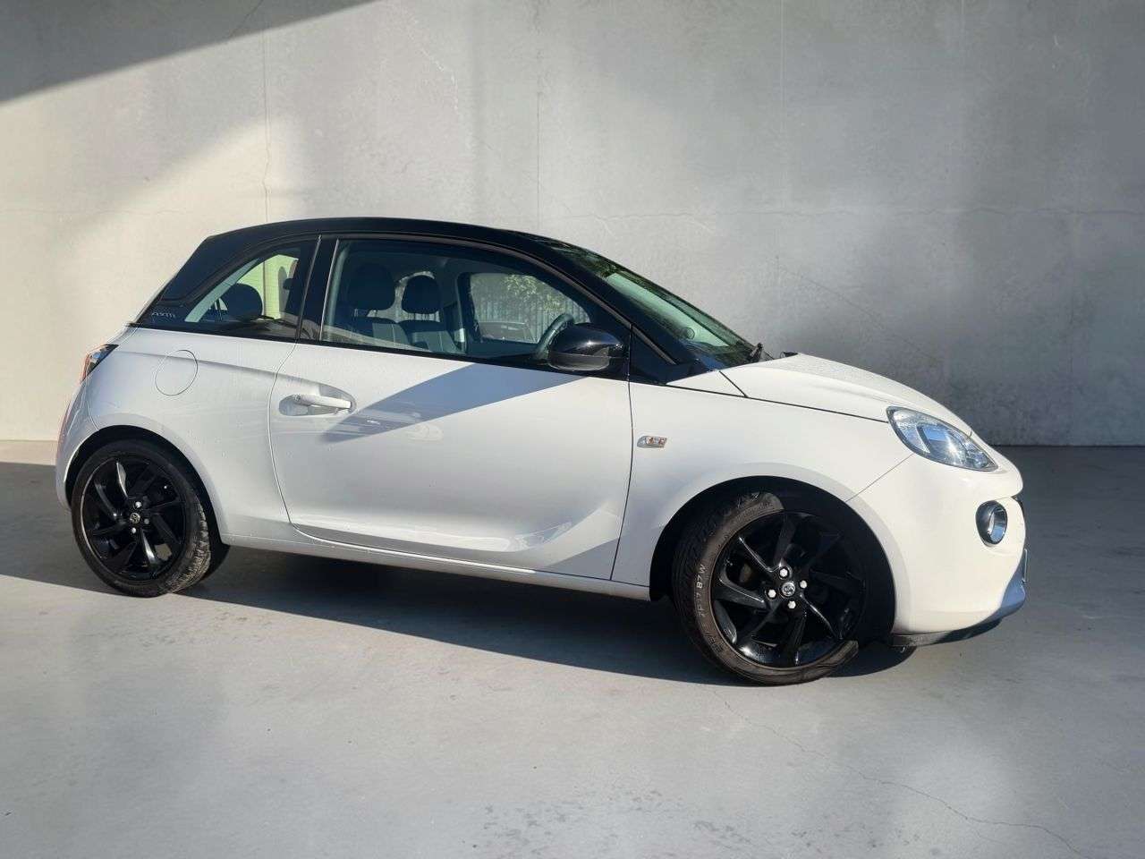 A 2019 VAUXHALL ADAM 1.2i ENERGISED Hatchback 3dr Petrol Manual Euro 6 (70 ps) *INSURANCE GROUP A 2019 VAUXHALL ADAM 1.2i ENERGISED Hatchback 3dr Petrol Manual Euro 6 (70 ps) *INSURANCE GROUP