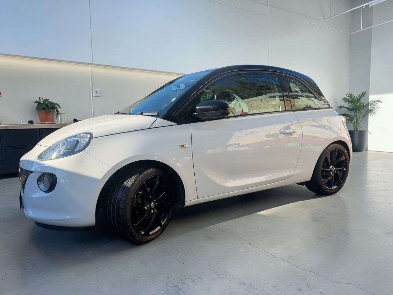 A 2019 VAUXHALL ADAM 1.2i ENERGISED Hatchback 3dr Petrol Manual Euro 6 (70 ps) *INSURANCE GROUP A 2019 VAUXHALL ADAM 1.2i ENERGISED Hatchback 3dr Petrol Manual Euro 6 (70 ps) *INSURANCE GROUP