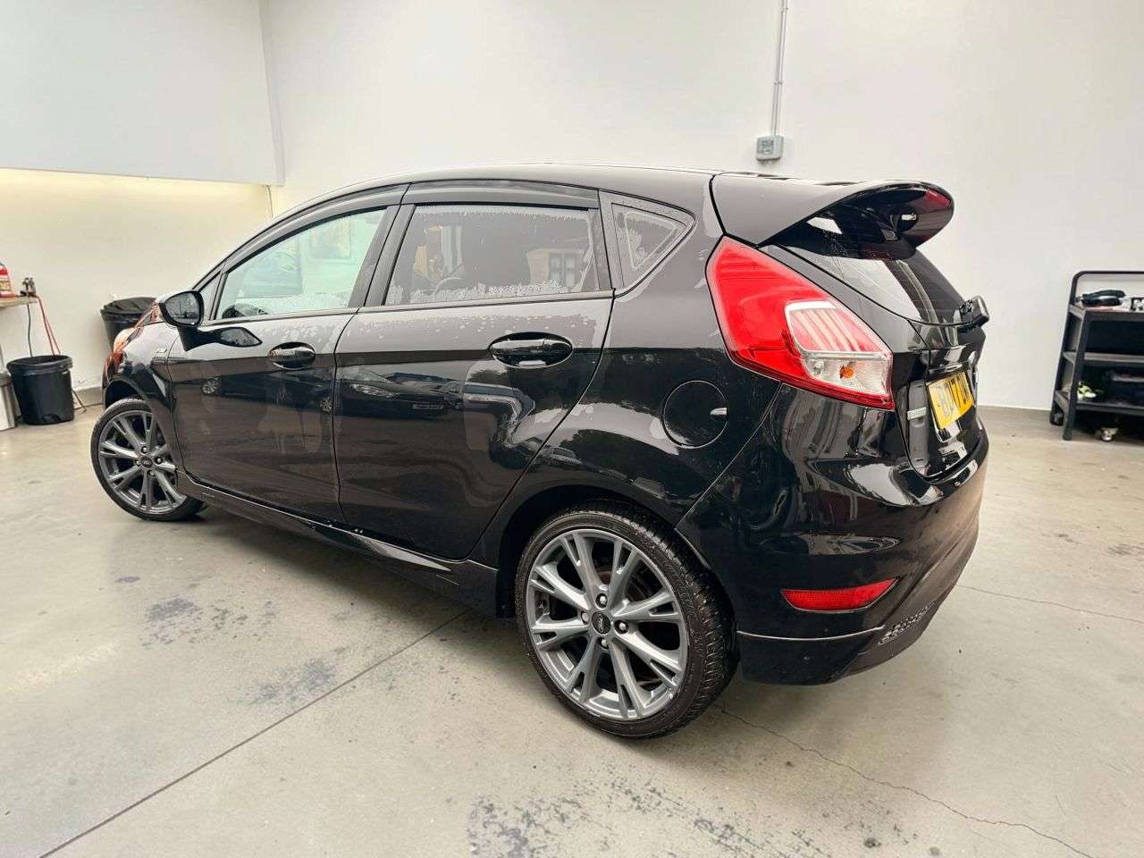 A 2017 FORD FIESTA 1.0T EcoBoost ST-Line Hatchback 5dr Petrol Manual Euro 6 (s/s) (100 ps) *** A 2017 FORD FIESTA 1.0T EcoBoost ST-Line Hatchback 5dr Petrol Manual Euro 6 (s/s) (100 ps) ***