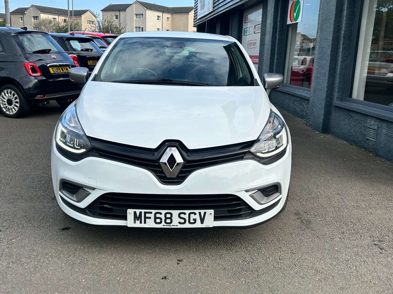 2018 RENAULT CLIO 2018 RENAULT CLIO