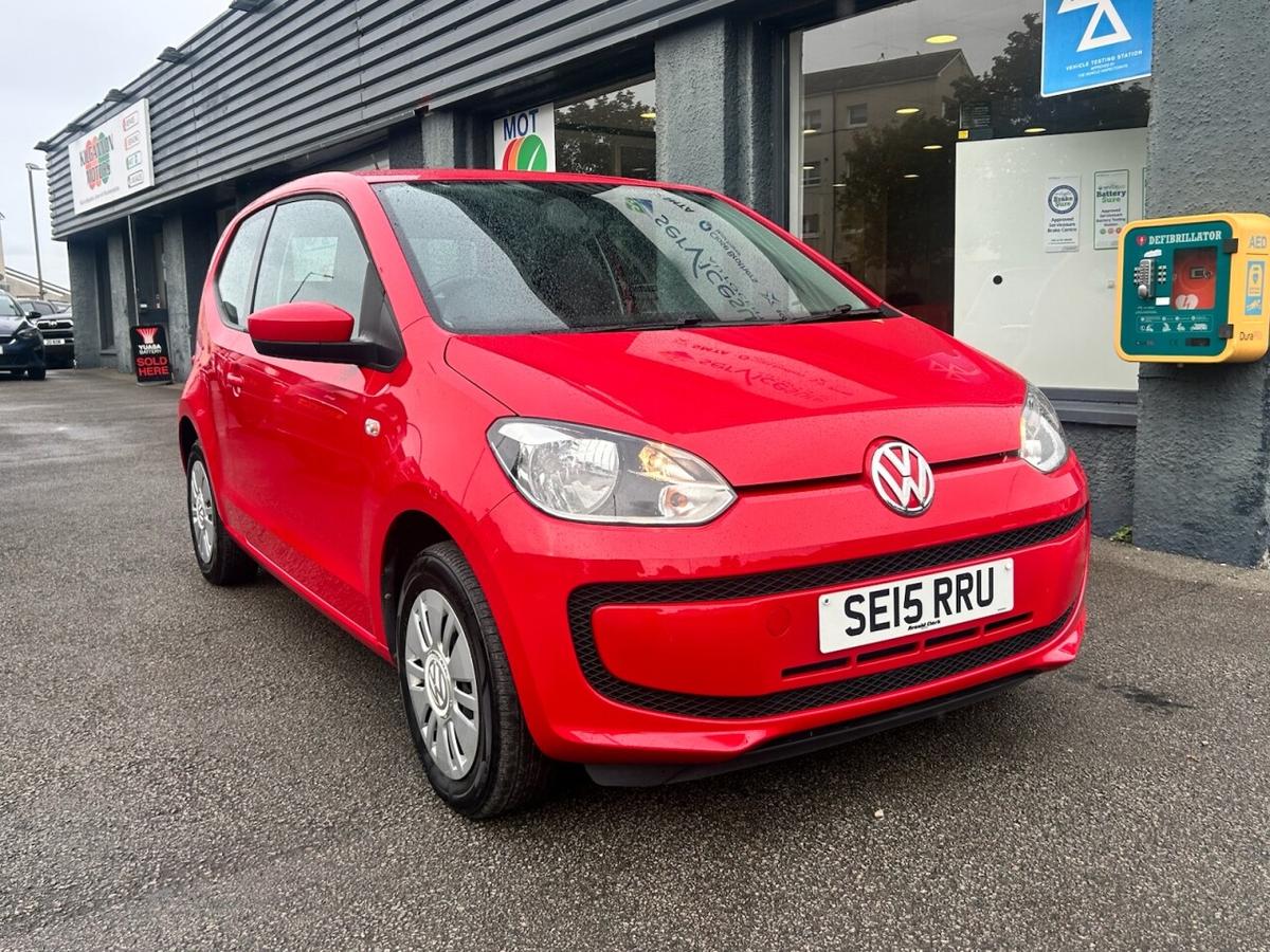 Check out this Volkswagen Up! 2015 Petrol Manual