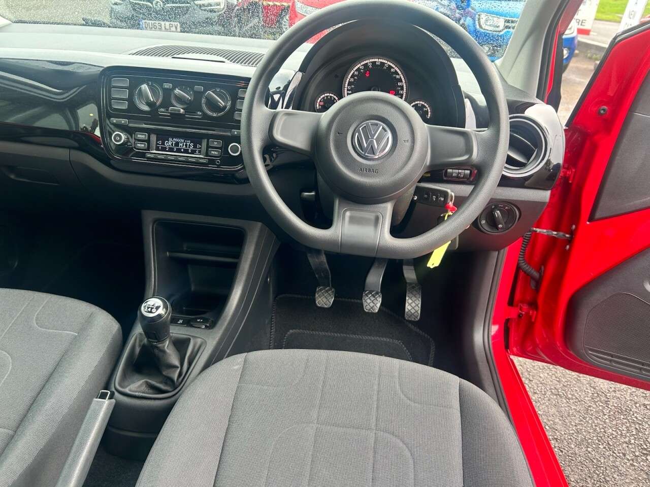 2015 VOLKSWAGEN UP! 2015 VOLKSWAGEN UP!