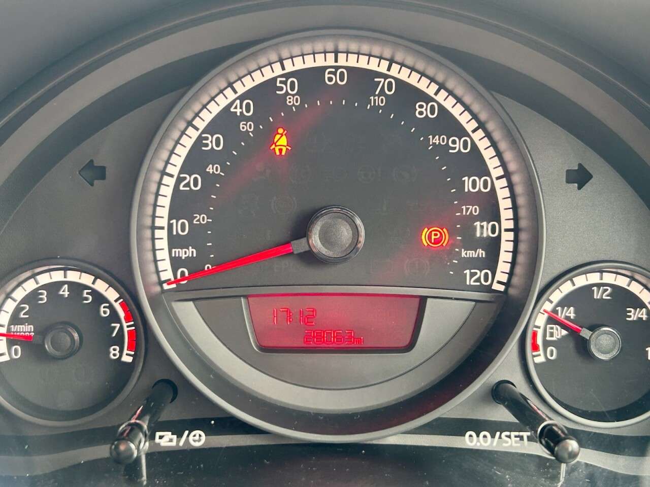 2015 VOLKSWAGEN UP! 2015 VOLKSWAGEN UP!