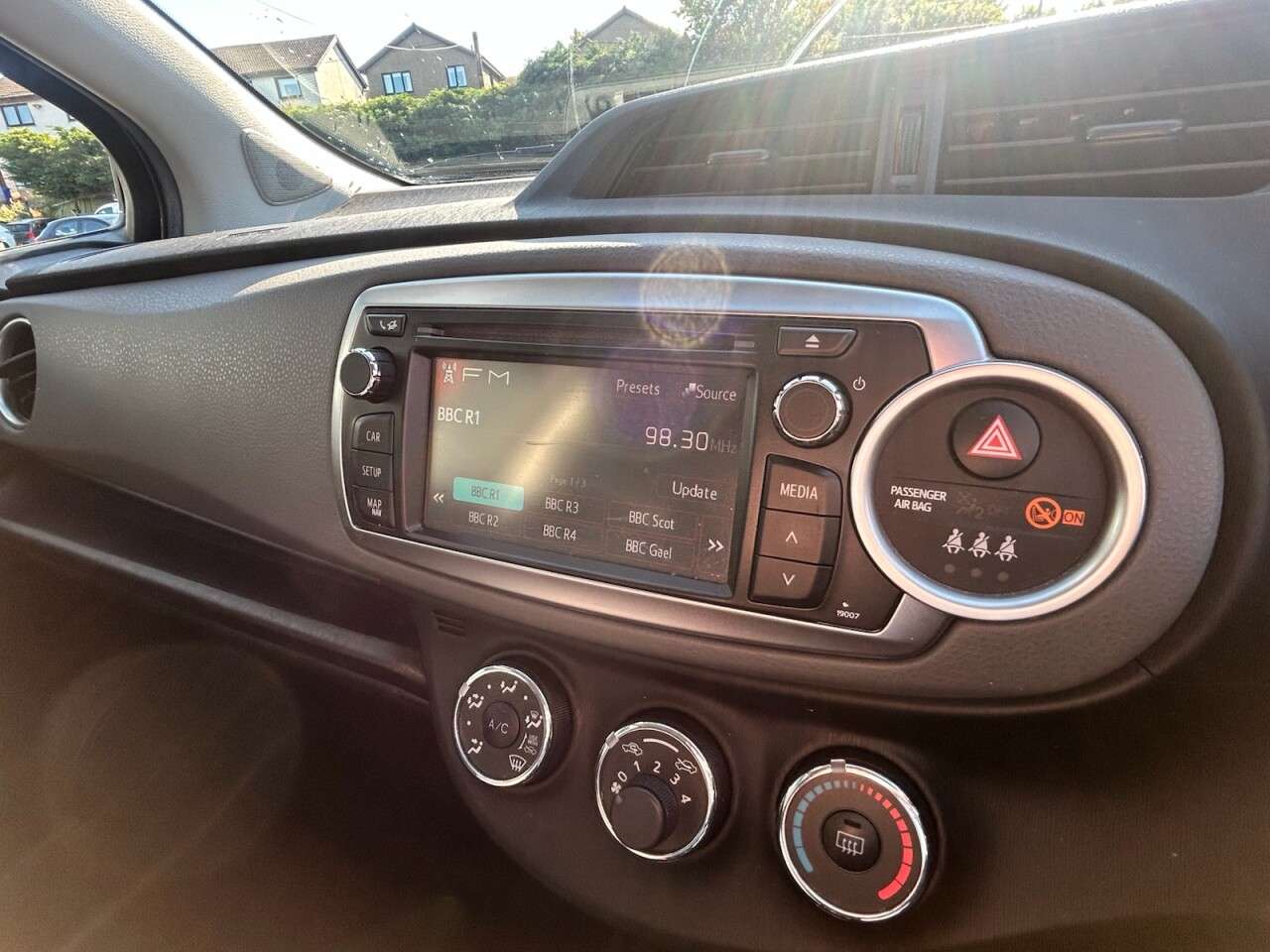 2012 TOYOTA YARIS 2012 TOYOTA YARIS