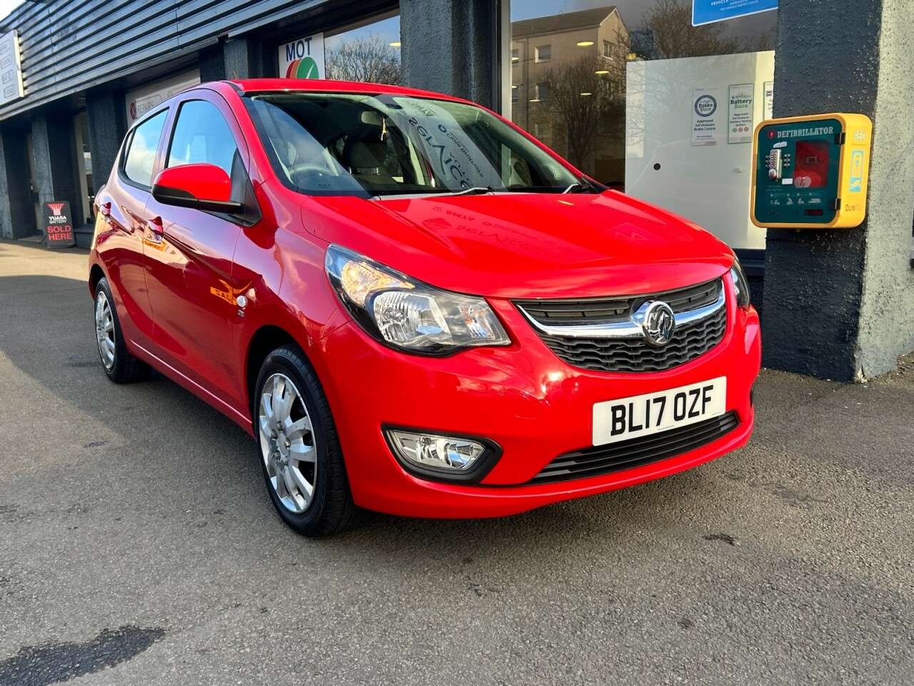 A 2017 VAUXHALL VIVA 1.0i SE Hatchback 5dr Petrol Manual Euro 6 (a/c) (75 ps) A 2017 VAUXHALL VIVA 1.0i SE Hatchback 5dr Petrol Manual Euro 6 (a/c) (75 ps)