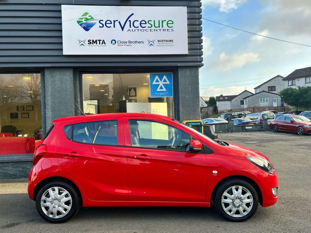 A 2017 VAUXHALL VIVA 1.0i SE Hatchback 5dr Petrol Manual Euro 6 (a/c) (75 ps) A 2017 VAUXHALL VIVA 1.0i SE Hatchback 5dr Petrol Manual Euro 6 (a/c) (75 ps)