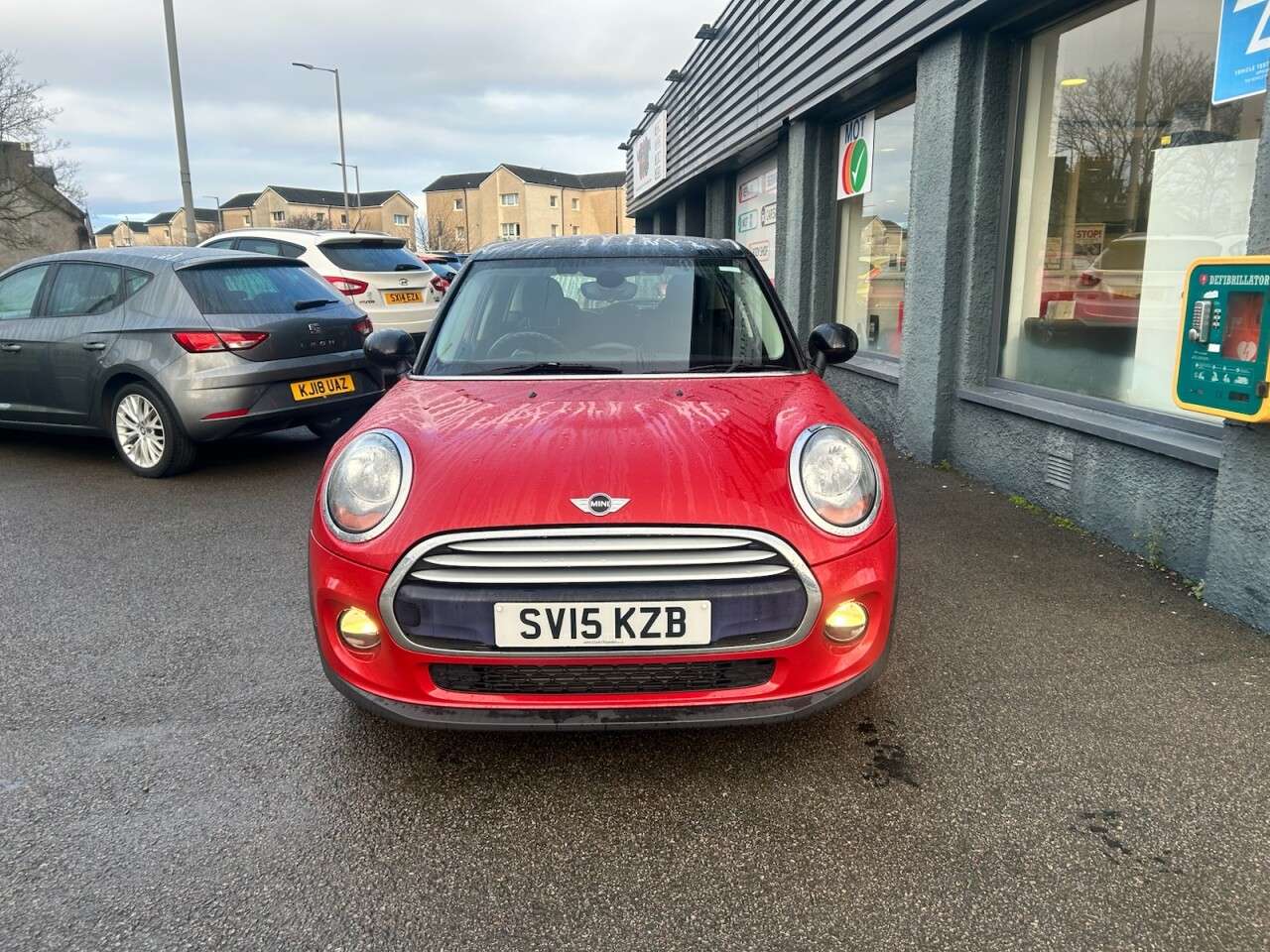 A 2015 MINI HATCH 1.5 Cooper Hatchback 5dr Petrol Manual Euro 6 (s/s) (136 ps) A 2015 MINI HATCH 1.5 Cooper Hatchback 5dr Petrol Manual Euro 6 (s/s) (136 ps)