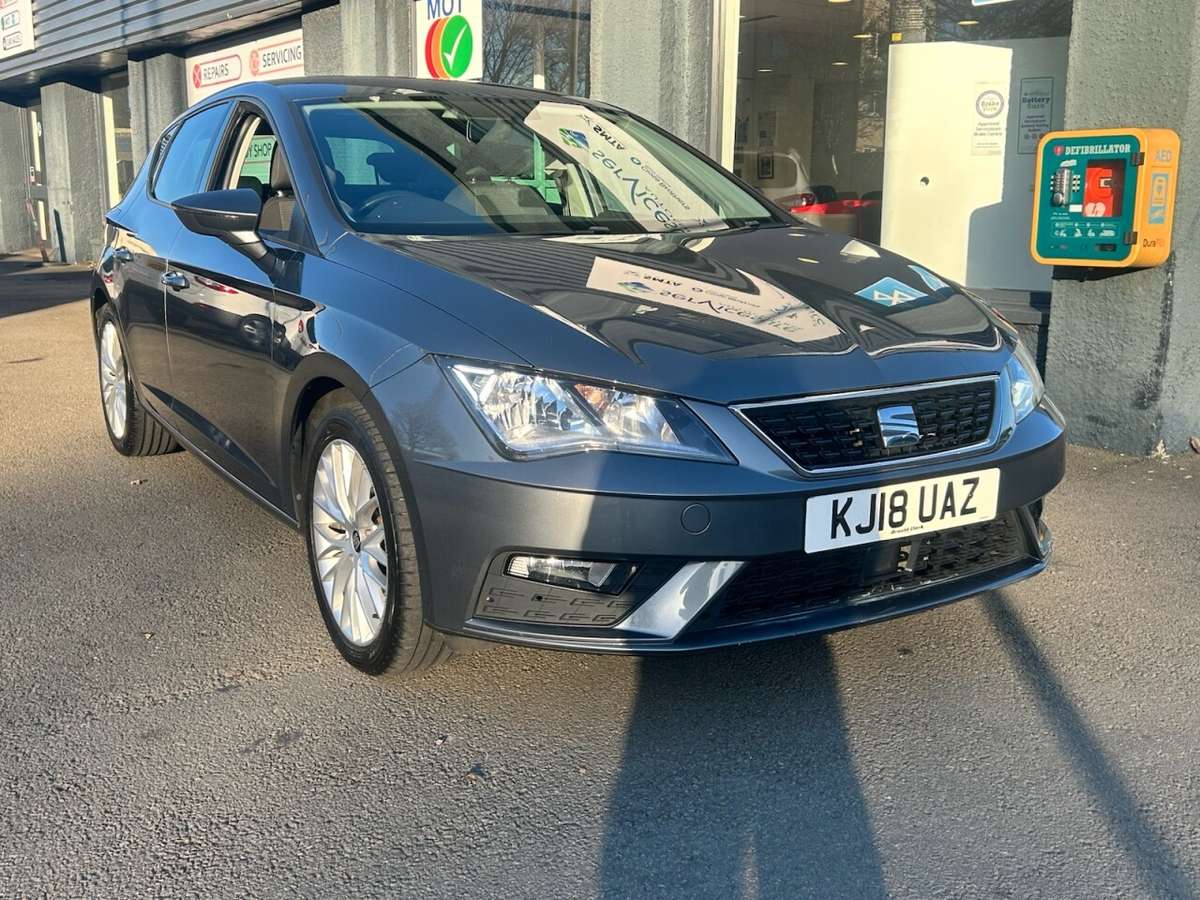 Check out this Seat Leon 2018 Petrol Manual