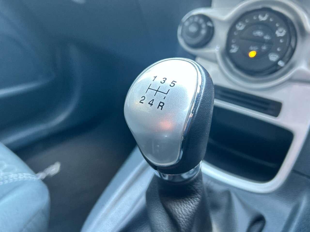 2011 FORD FIESTA 2011 FORD FIESTA