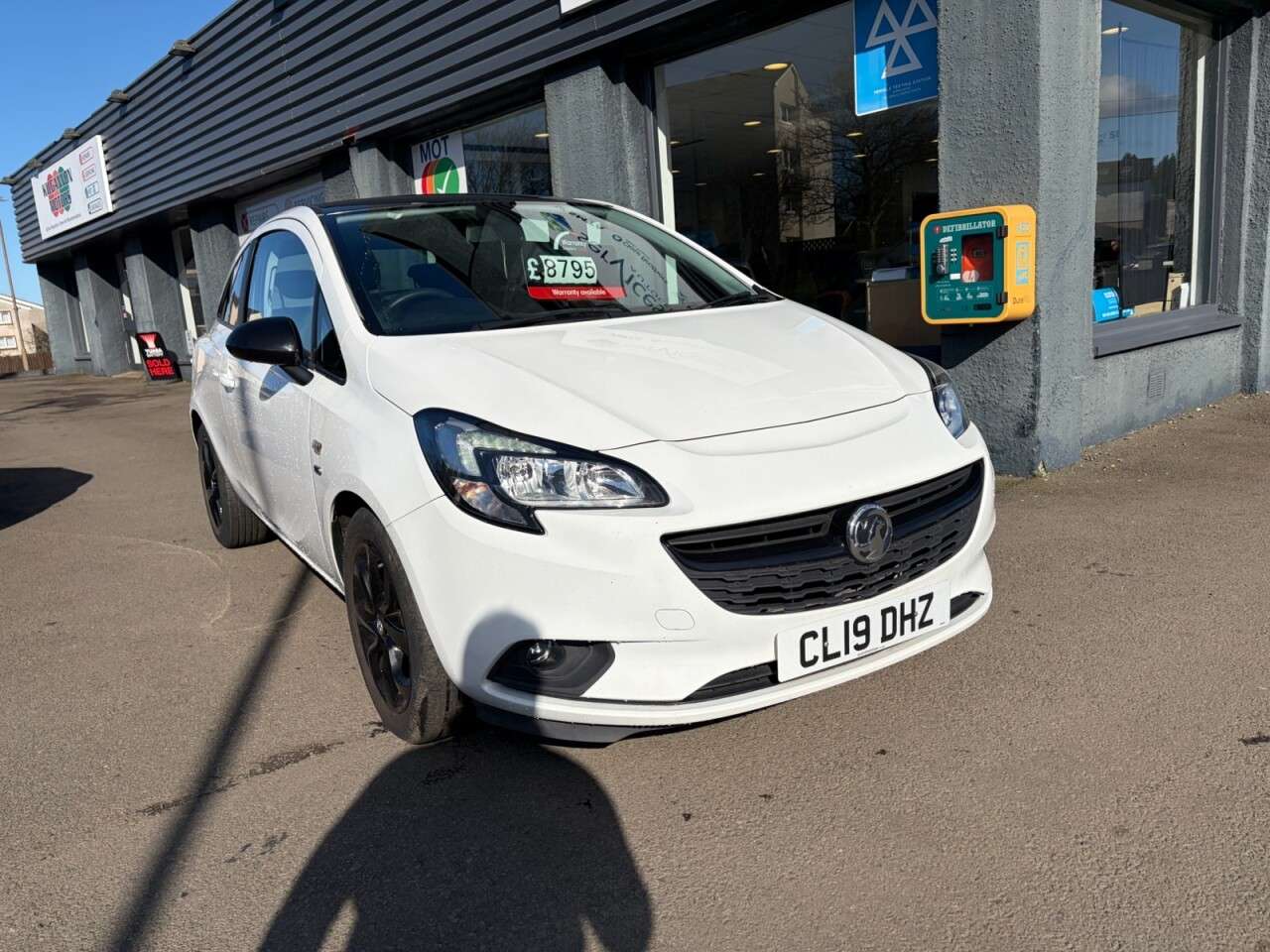 A 2019 VAUXHALL CORSA 1.4i ecoTEC Griffin Hatchback 3dr Petrol Manual Euro 6 (75 ps) A 2019 VAUXHALL CORSA 1.4i ecoTEC Griffin Hatchback 3dr Petrol Manual Euro 6 (75 ps)