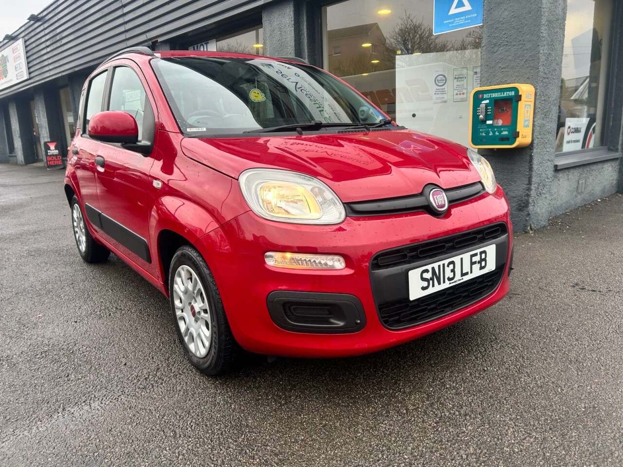 A 2013 FIAT PANDA 1.2 Easy Hatchback 5dr Petrol Manual Euro 5 (69 bhp) A 2013 FIAT PANDA 1.2 Easy Hatchback 5dr Petrol Manual Euro 5 (69 bhp)