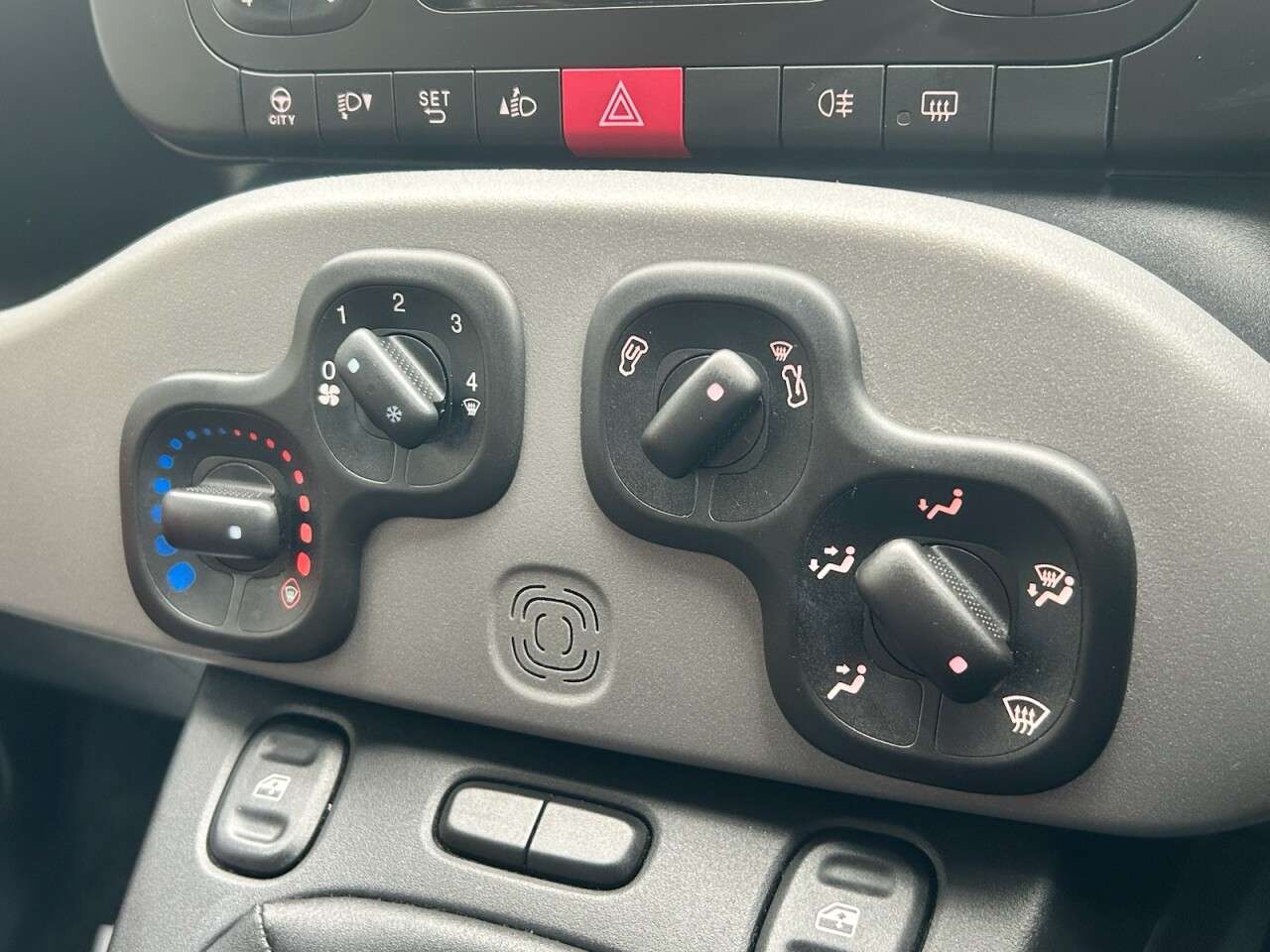 2013 FIAT PANDA 2013 FIAT PANDA