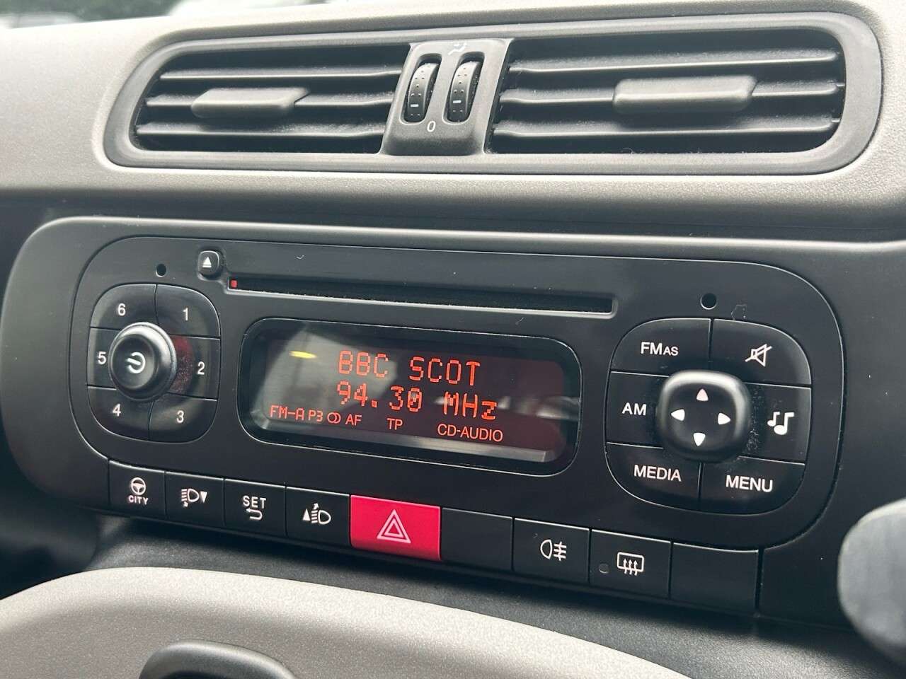 2013 FIAT PANDA 2013 FIAT PANDA