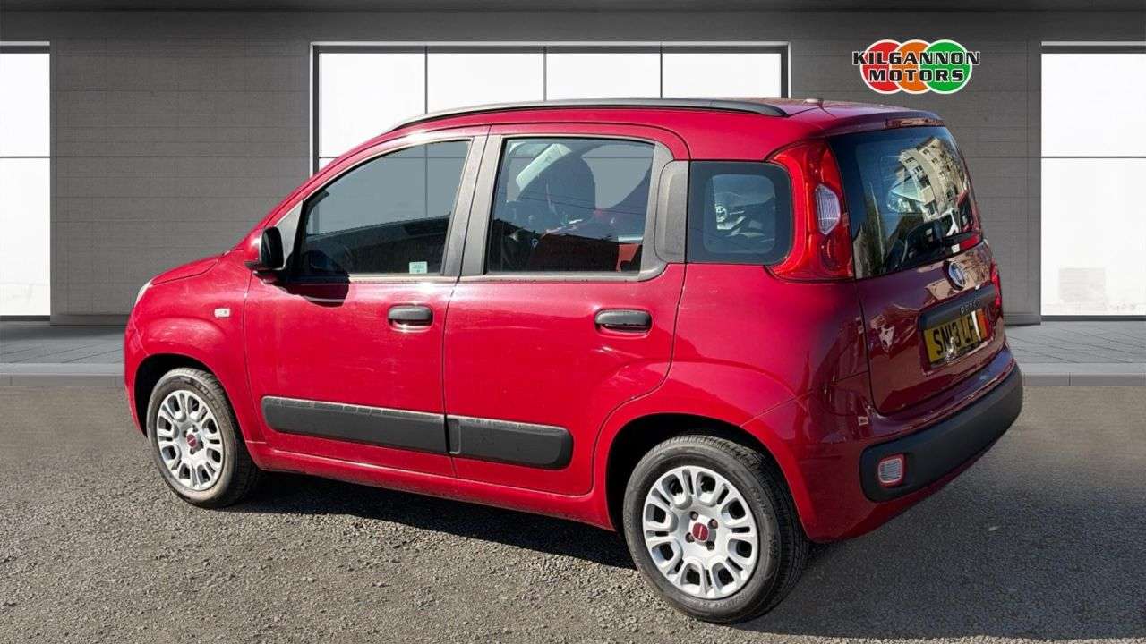 A 2013 FIAT PANDA 1.2 Easy Hatchback 5dr Petrol Manual Euro 5 (69 bhp) A 2013 FIAT PANDA 1.2 Easy Hatchback 5dr Petrol Manual Euro 5 (69 bhp)