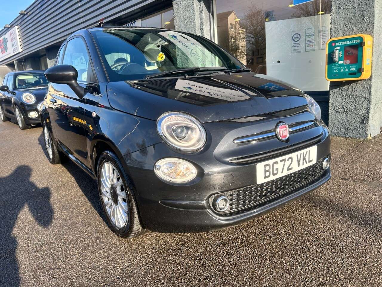 A 2022 FIAT 500 1.0 MHEV Dolcevita Hatchback 3dr Petrol Manual Euro 6 (s/s) (70 bhp) A 2022 FIAT 500 1.0 MHEV Dolcevita Hatchback 3dr Petrol Manual Euro 6 (s/s) (70 bhp)