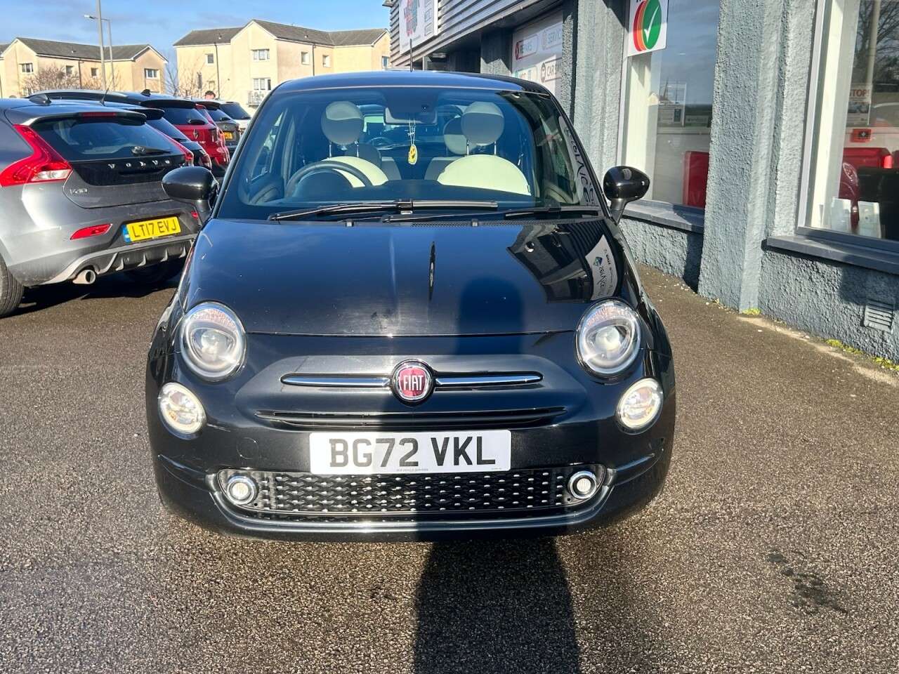 A 2022 FIAT 500 1.0 MHEV Dolcevita Hatchback 3dr Petrol Manual Euro 6 (s/s) (70 bhp) A 2022 FIAT 500 1.0 MHEV Dolcevita Hatchback 3dr Petrol Manual Euro 6 (s/s) (70 bhp)