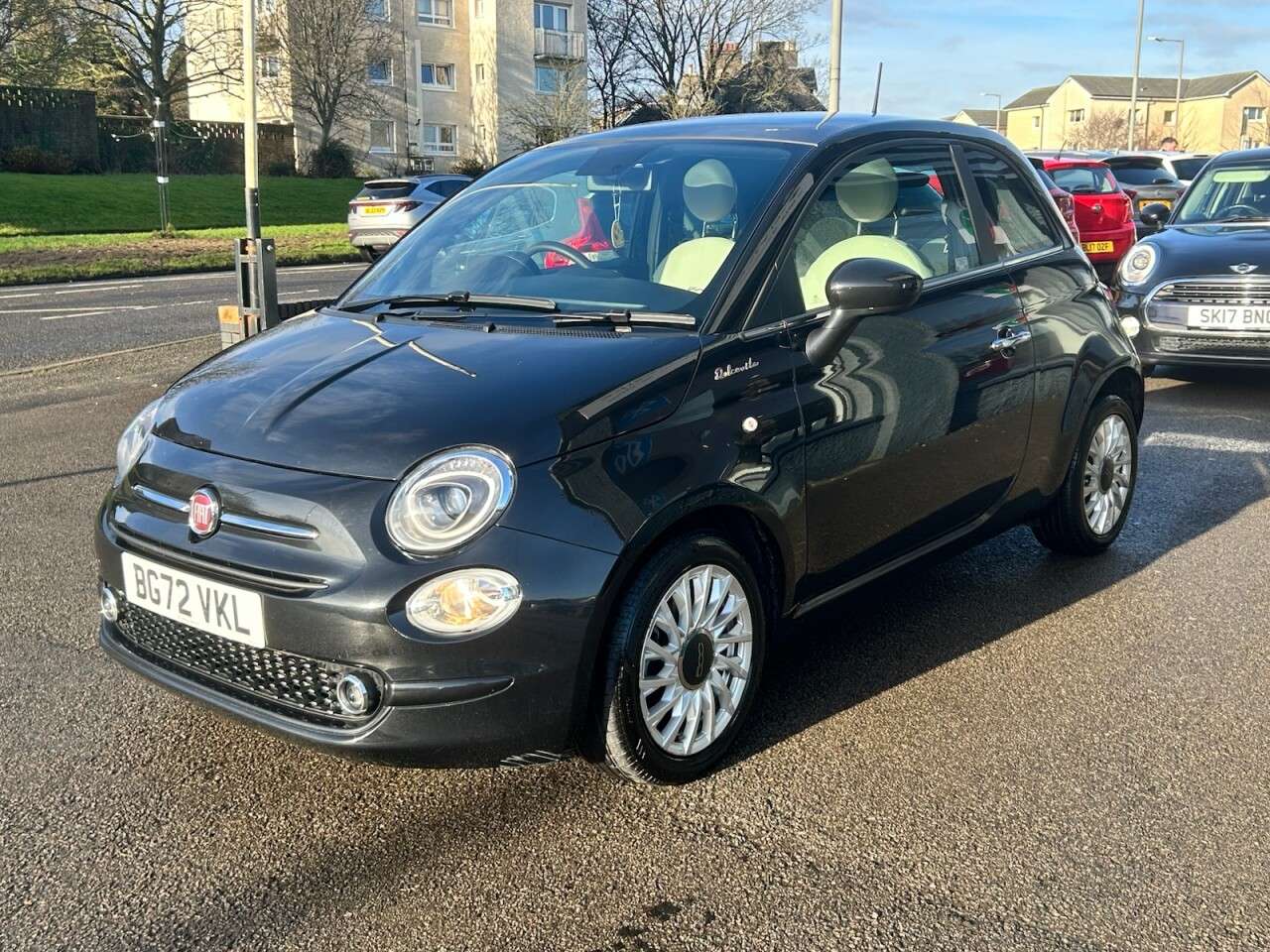 A 2022 FIAT 500 1.0 MHEV Dolcevita Hatchback 3dr Petrol Manual Euro 6 (s/s) (70 bhp) A 2022 FIAT 500 1.0 MHEV Dolcevita Hatchback 3dr Petrol Manual Euro 6 (s/s) (70 bhp)
