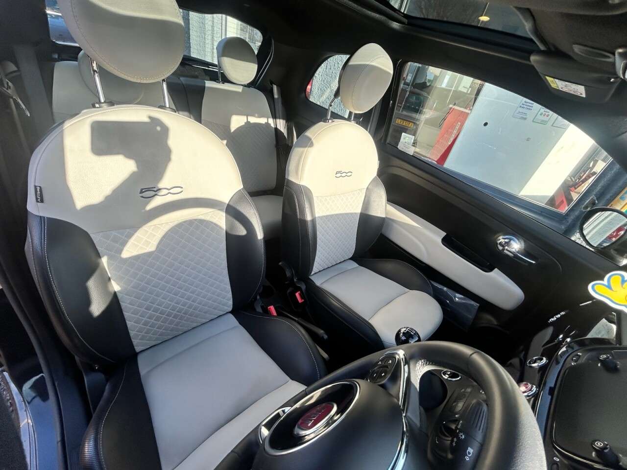 2022 FIAT 500 2022 FIAT 500