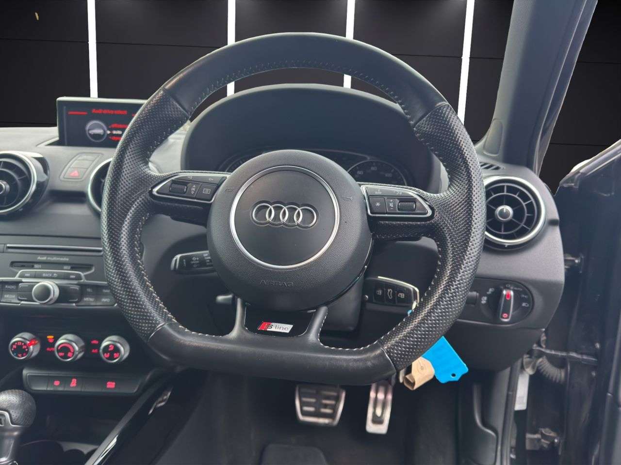 2017 AUDI A1 2017 AUDI A1