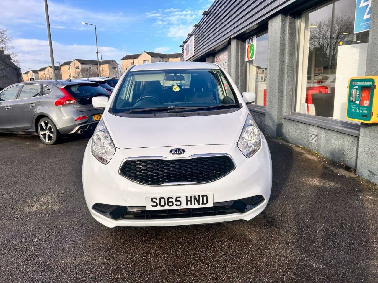 A 2015 KIA VENGA 1.6 2 MPV 5dr Petrol Auto Euro 6 (123 bhp) A 2015 KIA VENGA 1.6 2 MPV 5dr Petrol Auto Euro 6 (123 bhp)