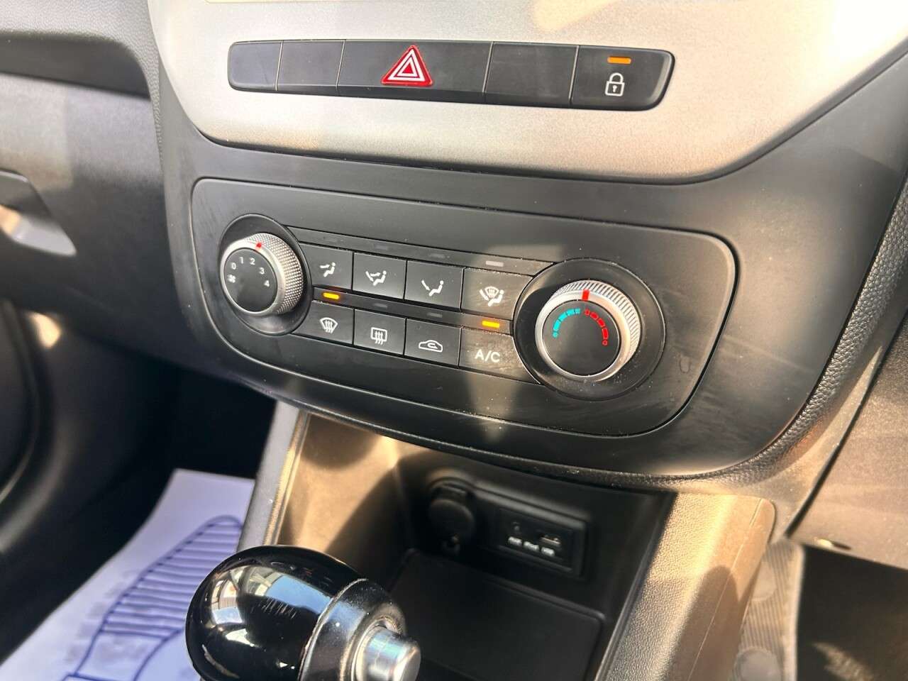 2015 KIA VENGA 2015 KIA VENGA