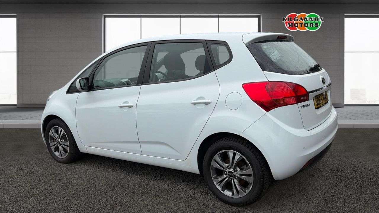 A 2015 KIA VENGA 1.6 2 MPV 5dr Petrol Auto Euro 6 (123 bhp) A 2015 KIA VENGA 1.6 2 MPV 5dr Petrol Auto Euro 6 (123 bhp)