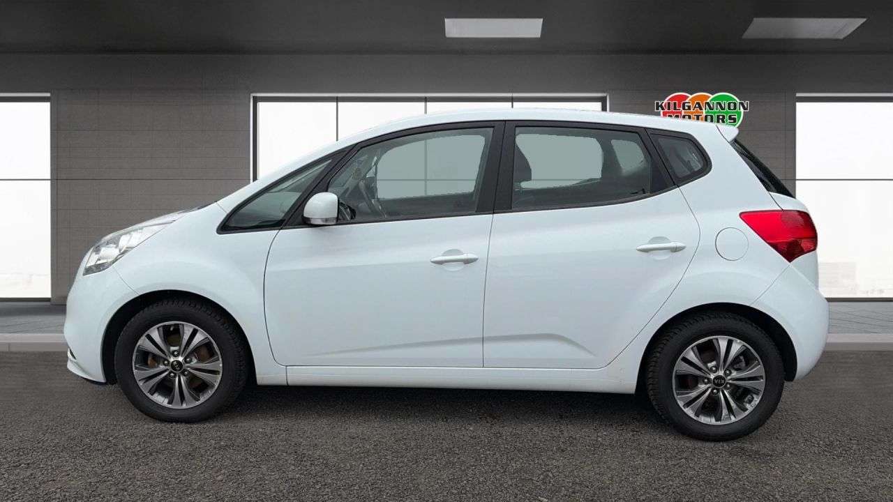 A 2015 KIA VENGA 1.6 2 MPV 5dr Petrol Auto Euro 6 (123 bhp) A 2015 KIA VENGA 1.6 2 MPV 5dr Petrol Auto Euro 6 (123 bhp)