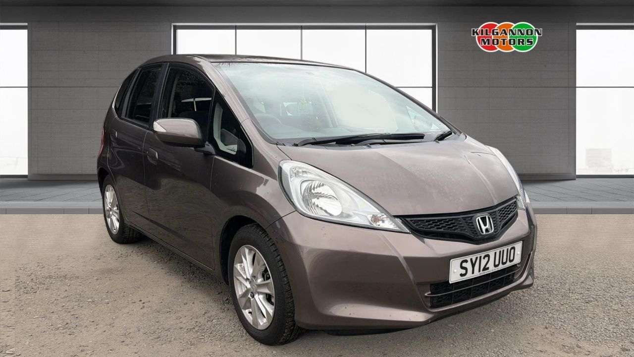 A 2012 HONDA JAZZ 1.4 i-VTEC ES Hatchback 5dr Petrol Manual Euro 5 (99 ps) A 2012 HONDA JAZZ 1.4 i-VTEC ES Hatchback 5dr Petrol Manual Euro 5 (99 ps)