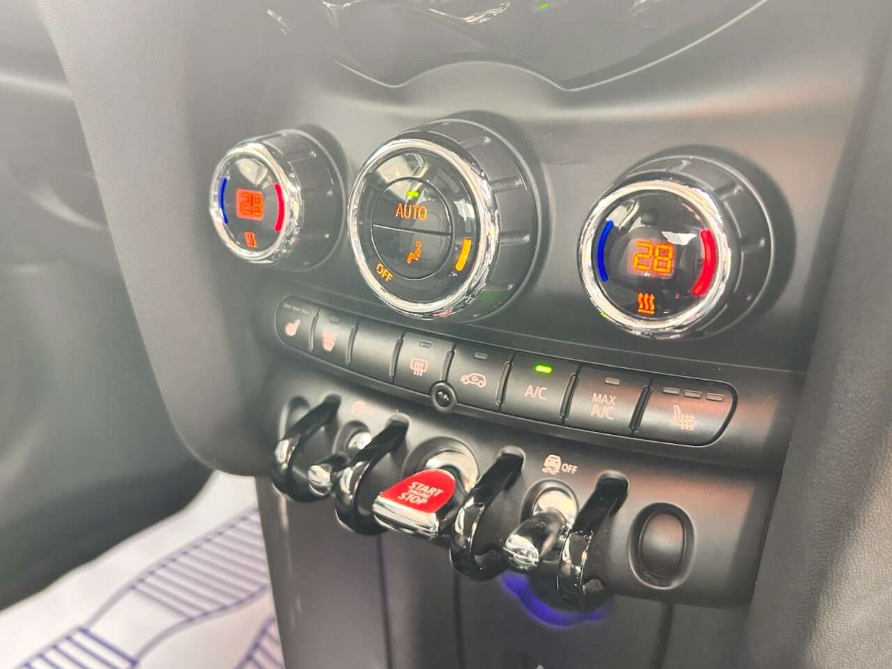 2019 MINI HATCH 2019 MINI HATCH