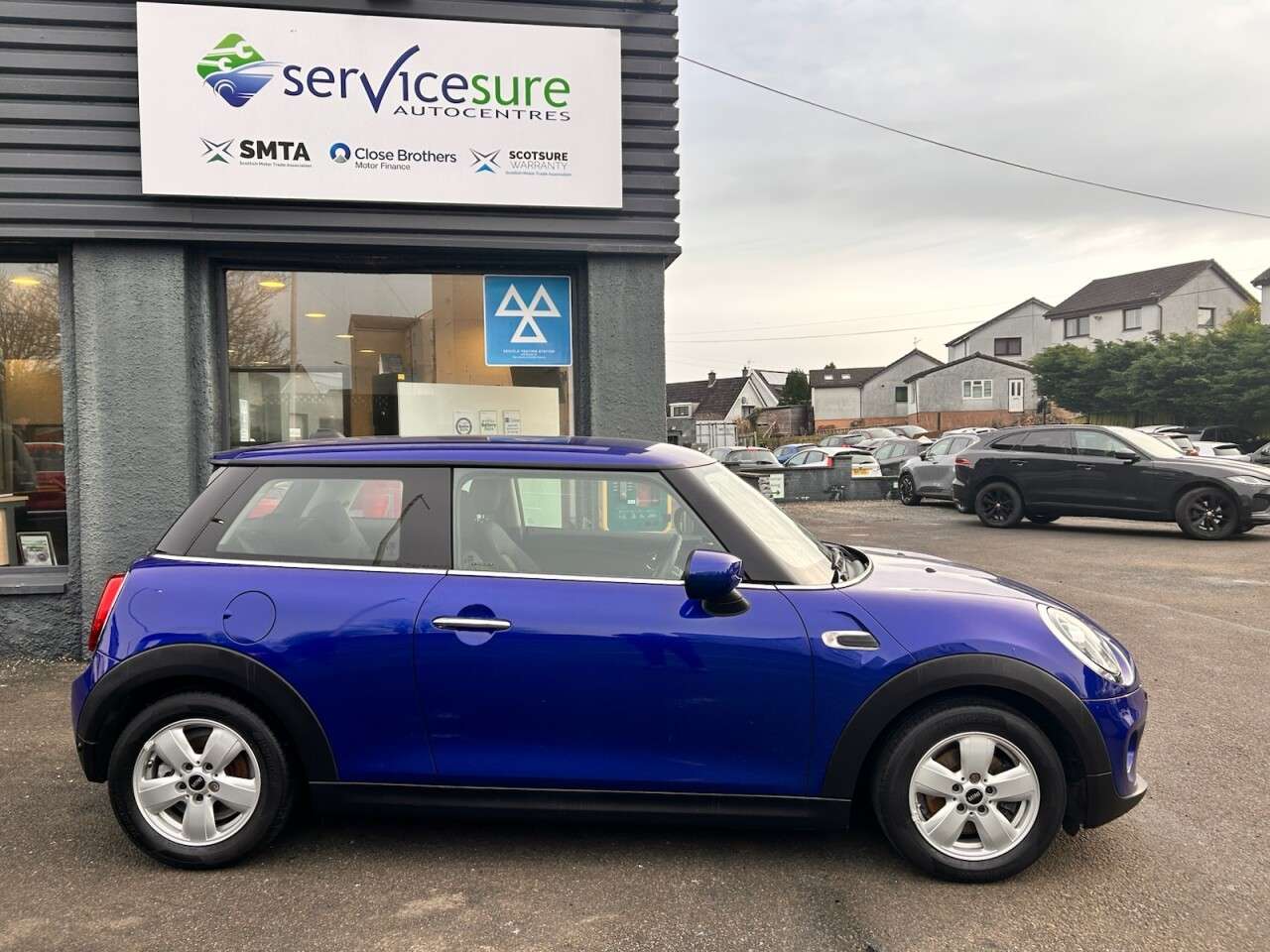 A 2019 MINI HATCH 1.5 Cooper Classic Hatchback 3dr Petrol Manual Euro 6 (s/s) (136 ps) A 2019 MINI HATCH 1.5 Cooper Classic Hatchback 3dr Petrol Manual Euro 6 (s/s) (136 ps)
