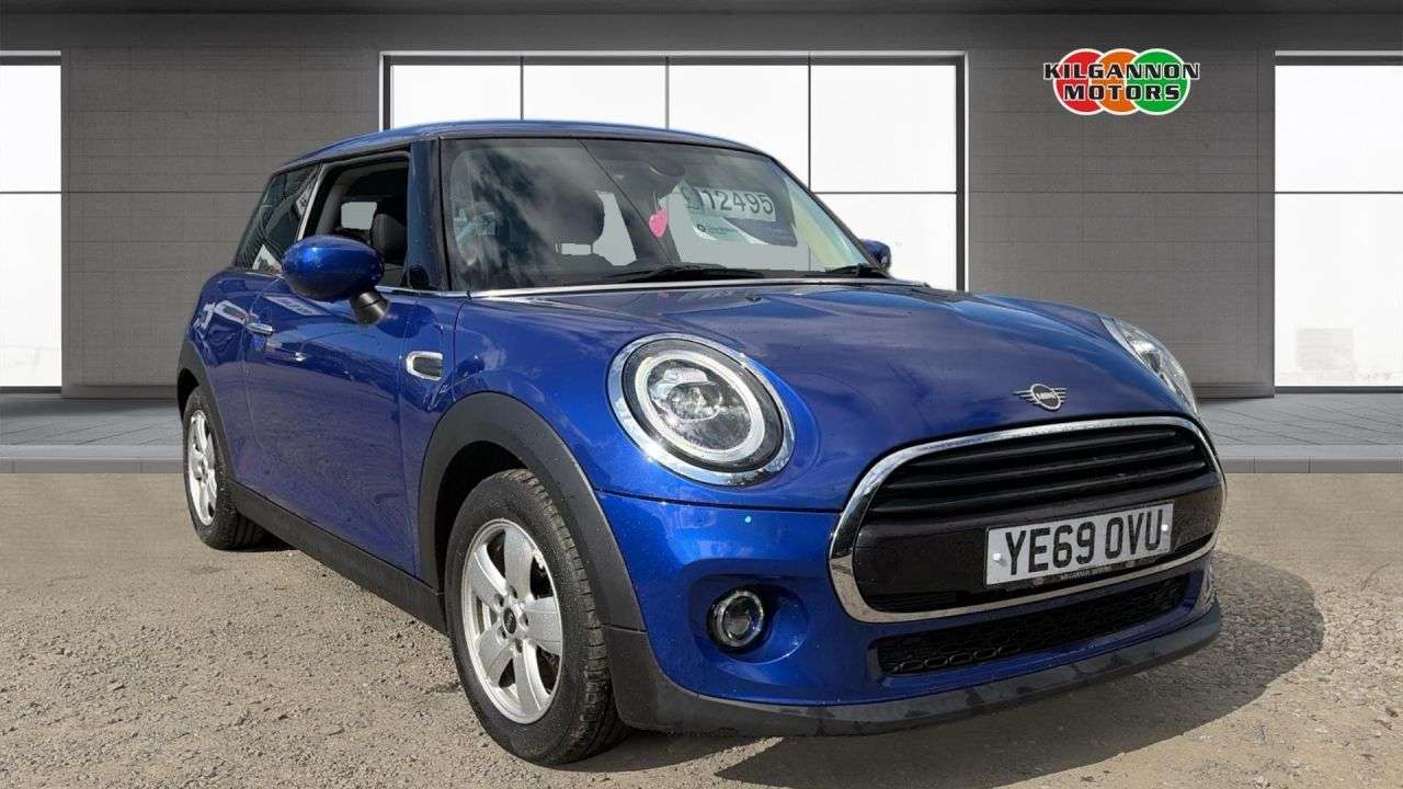 A 2019 MINI HATCH 1.5 Cooper Classic Hatchback 3dr Petrol Manual Euro 6 (s/s) (136 ps) A 2019 MINI HATCH 1.5 Cooper Classic Hatchback 3dr Petrol Manual Euro 6 (s/s) (136 ps)