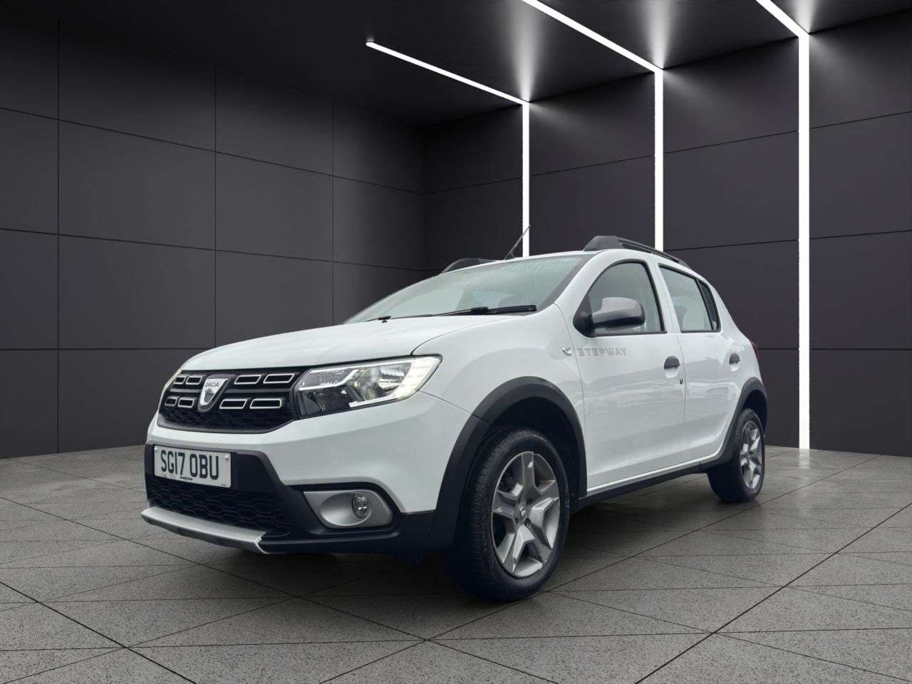 A 2017 DACIA SANDERO STEPWAY 0.9 TCe Laureate Hatchback 5dr Petrol Manual Euro 6 (s/s) (90 ps) A 2017 DACIA SANDERO STEPWAY 0.9 TCe Laureate Hatchback 5dr Petrol Manual Euro 6 (s/s) (90 ps)
