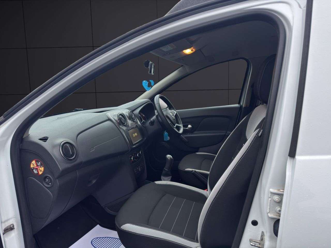 2017 DACIA SANDERO STEPWAY 2017 DACIA SANDERO STEPWAY